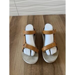 Teva Sandals Womens Size 8 Brown Leather Strappy Ankle Strap Platform Casual